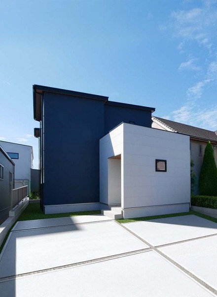 紺と白が描く、直線美の家